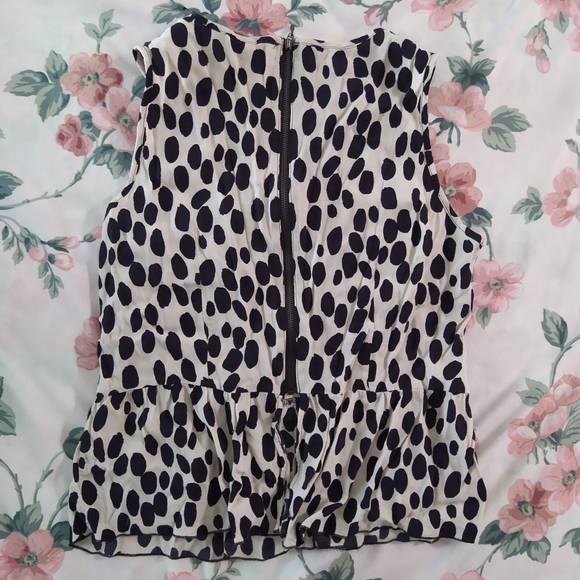 Bold Spot Print Peplum Sleeveless Top Back Zip - Picture 2 of 5